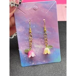 Flower earrings ombré light pink